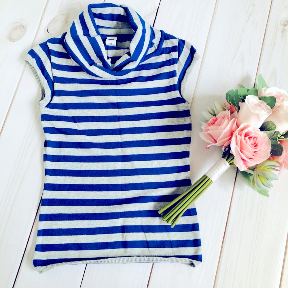 GAP Knit Top Striped